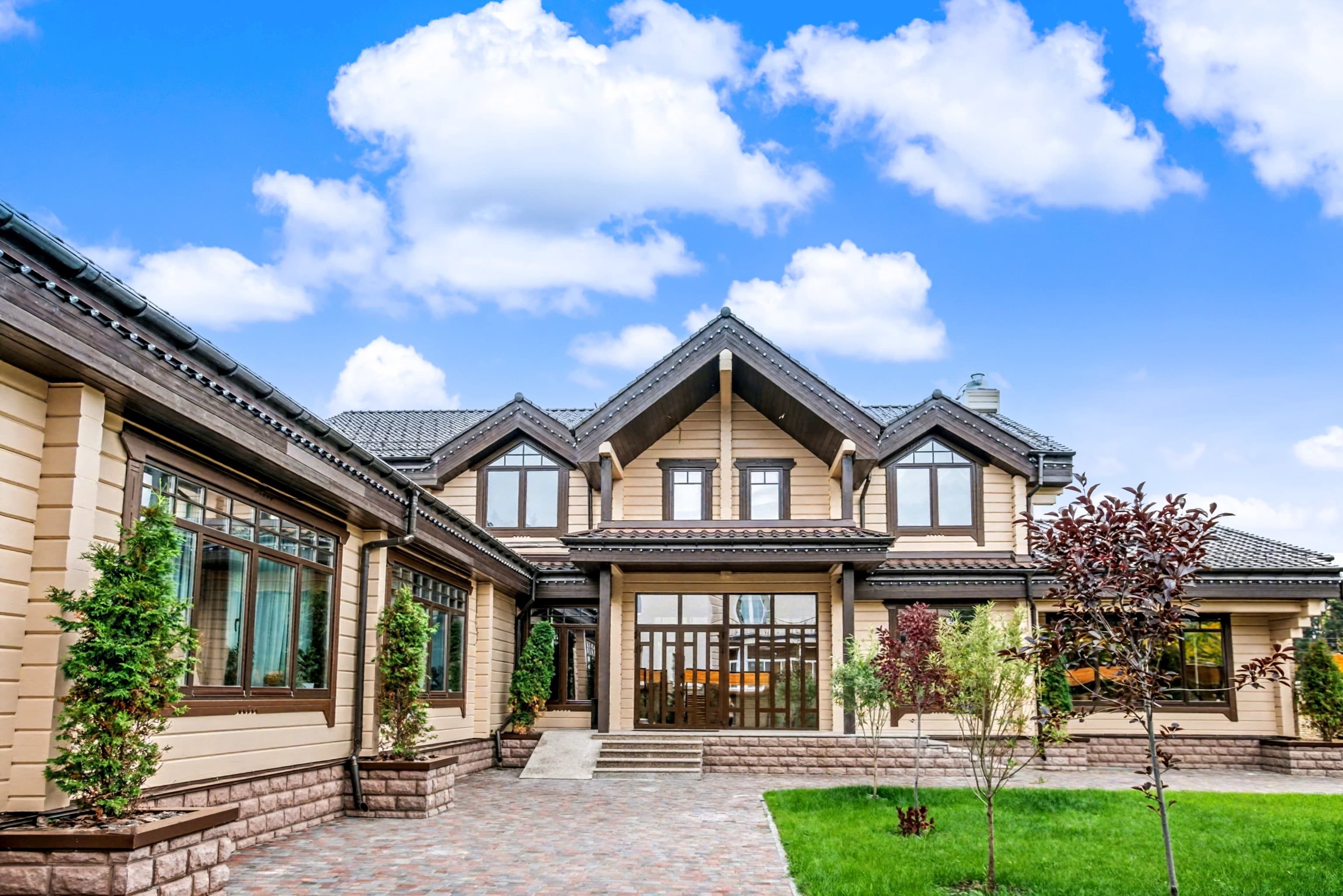 142 Maple Grove Dr